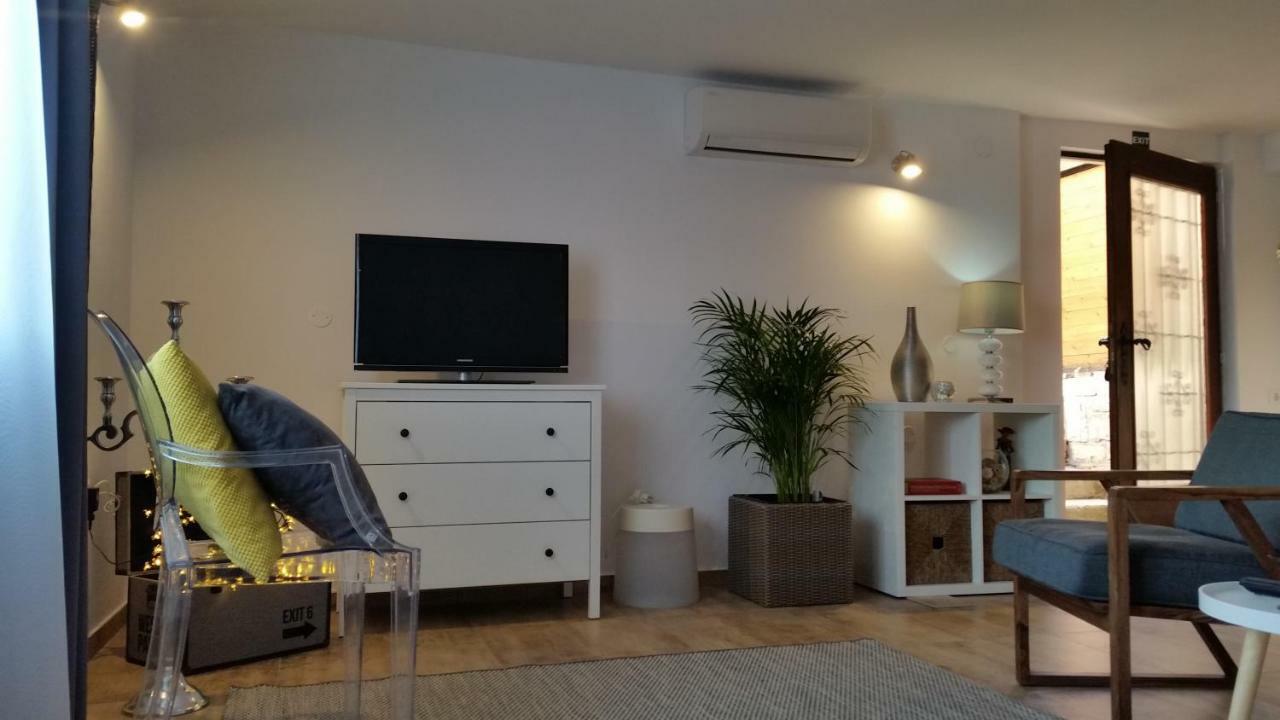 Studio Apartman Providence Sibenik Ngoại thất bức ảnh