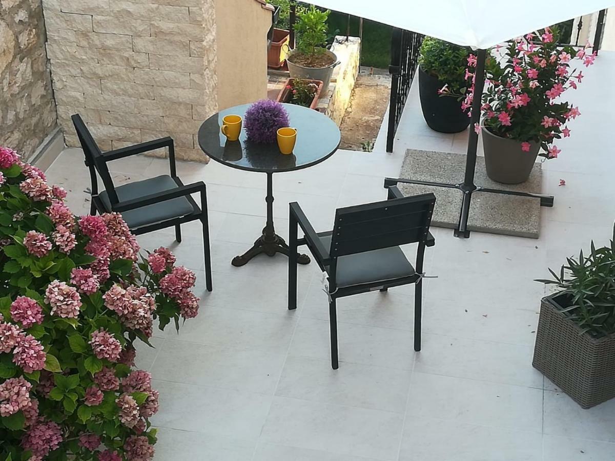 Studio Apartman Providence Sibenik Ngoại thất bức ảnh